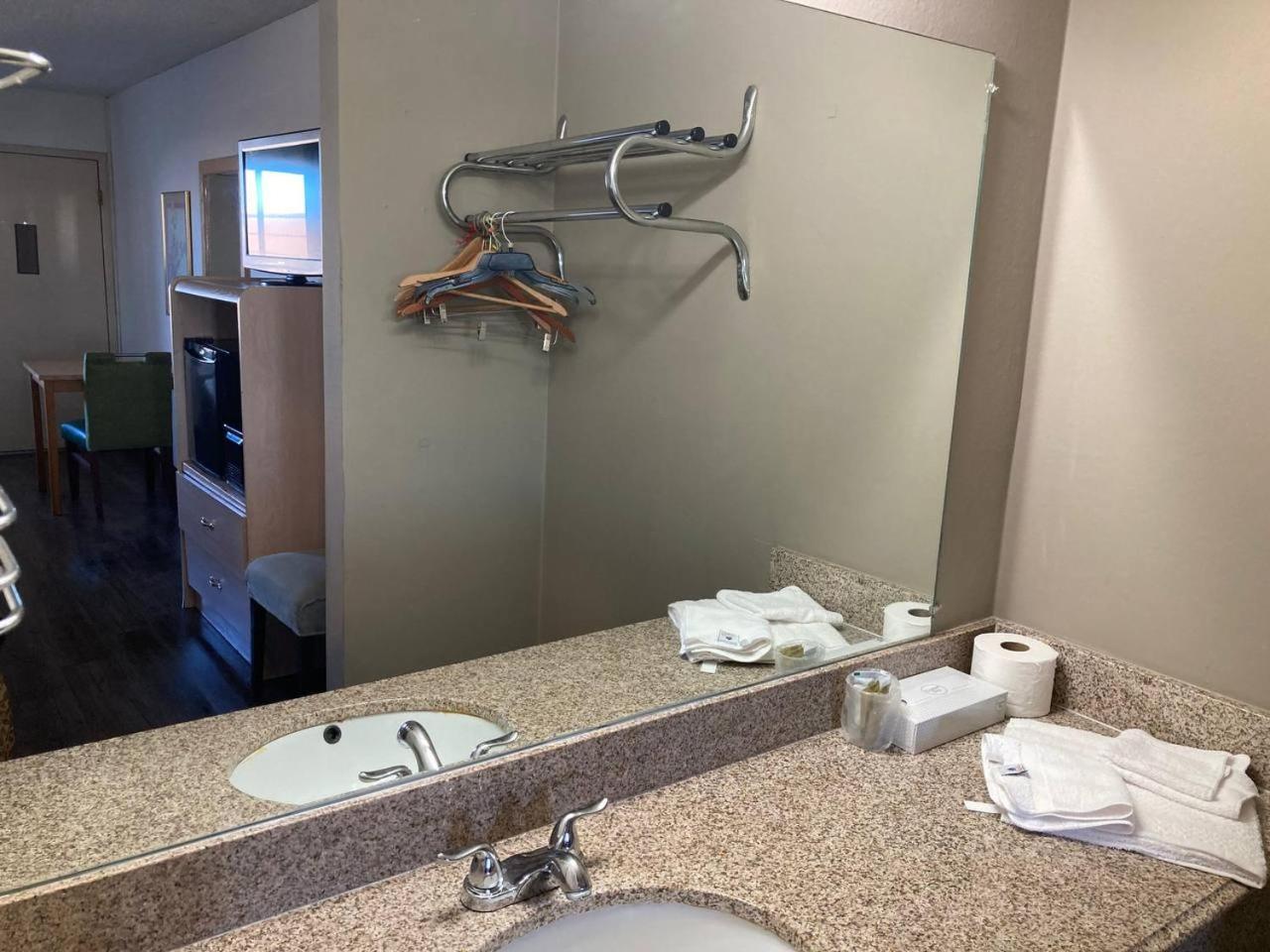 Tree Inn & Suites 阿尔伯克基 外观 照片