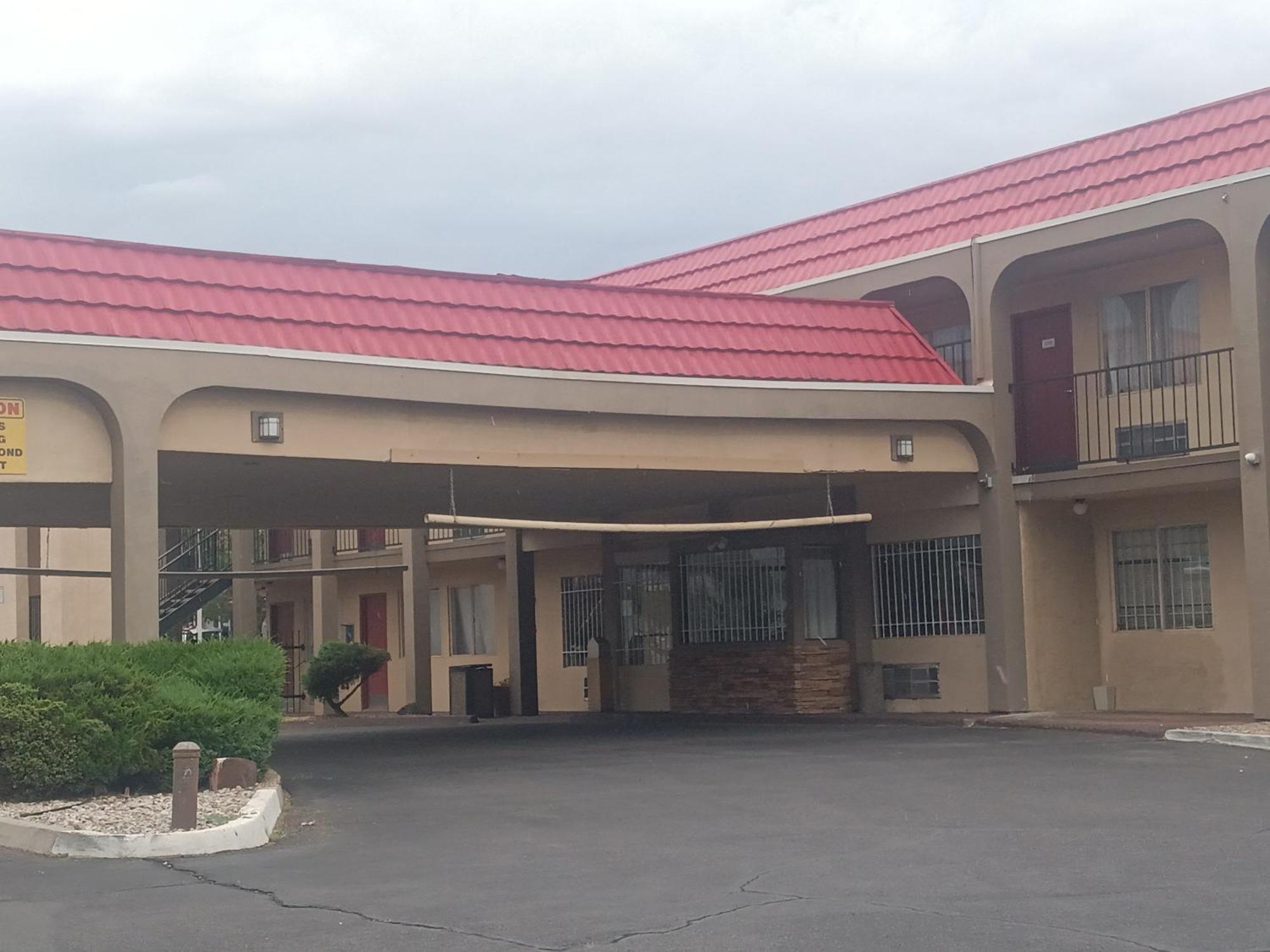 Tree Inn & Suites 阿尔伯克基 外观 照片
